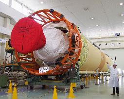 Japan unveils body of H2A No. 25 rocket