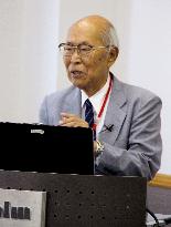 Ex-University of Tokyo pres. speaks at science camp