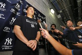 Tanaka feeling good after playing game of catch
