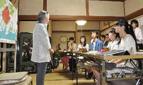 Fukushima students meet Hiroshima A-bomb survivor