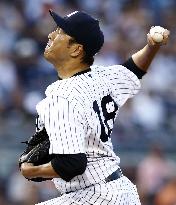 Yankees' Kuroda pitches against Detroit Tigers