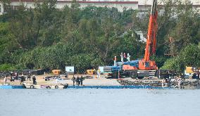 Work to rebuild floating pier in Okinawa's Henoko