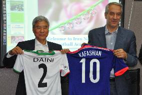 Japan, Iran soccer associations to promote cooperation