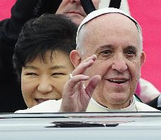 Pope Francis, S. Korean President Park