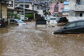 Flooding, landslides hit Hiroshima