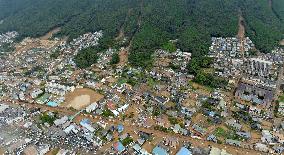 Flooding, landslides hit Hiroshima