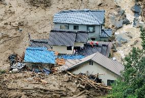 Flooding, landslides hit Hiroshima