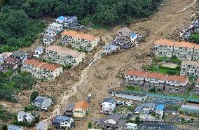 Flooding, landslides hit Hiroshima