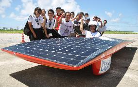 Japanese solar car sets new world speed record