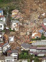 Rescue efforts continue in landslide-hit Hiroshima