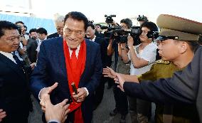 Inoki arrives in N. Korea to stage martial arts event