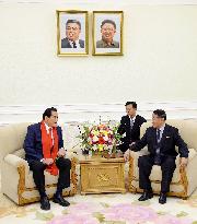 Inoki meets N. Korean diplomat