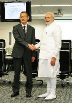Indian leader Modi meets Nobel laureate Yamanaka in Kyoto