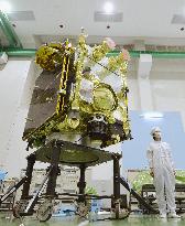 JAXA reveals unmanned space probe Hayabusa 2