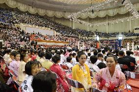 N. Koreans enjoy 2nd day of pro wrestling exhibition