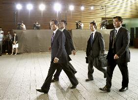 Abe reshuffles Cabinet
