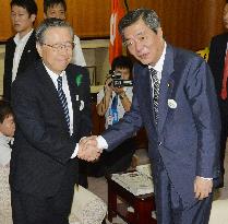 New reconstruction minister visits Fukushima
