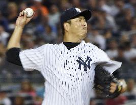 Yankees' Kuroda gets double-digit wins for 5 years in row