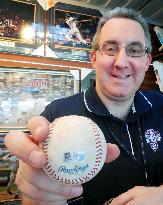 MLB's efforts against fake autographed balls