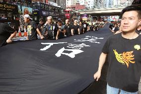 Thousands in H.K. protest Beijing's decree on political reform