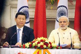 China vows to invest $20 billion in India over 5 years: Modi