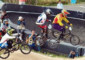 Sampei wins silver in BMX men's motos