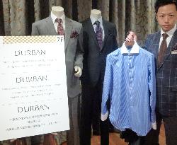 Mitsukoshi promotes suits designed for Chinese men