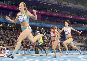 Safronova wins gold in women's 200 meters