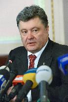 Ukraine president stresses adherence to ceasefire