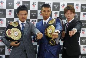 Triple world boxing title matches slated for Dec. 31