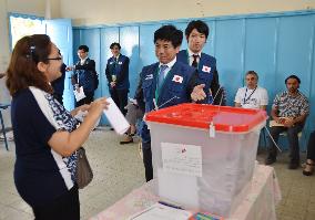 Japan's observer at polling station in Tunisia