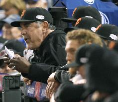 Royals crush Giants in World Series Game 6
