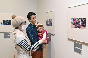 TV personality Imoto's photo exhibition starts in Tottori Pref.