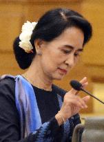 Suu Kyi invited by Thein Sein to discuss reconciliation