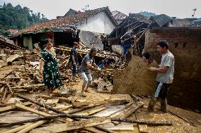 INDONESIA-BOGOR-FLOOD-AFTERMATH