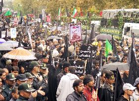 Iranian citizens gather for anti-U.S. rally in Tehran