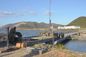SDF builds pontoon bridge in quake-tsunami drill