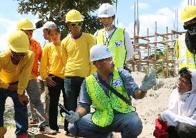 JICA jointly builds classrooms, trains laborers in Haiyan-hit town