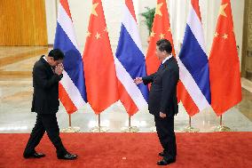 Chinese, Thai leaders hold talks in Beijing