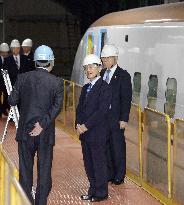 Crown Prince Naruhito visits KHI's rolling stock works