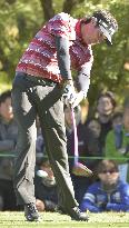 B. Watson shares lead at VISA golf tournament