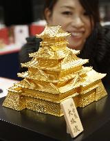 Gold Osaka Castle model for Takashimaya exhibition