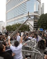 Barricades dismantled under H.K. court order