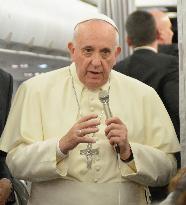 Pope Francis says mankind has not learned lesson on nukes