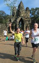 Arimori runs in Angkor Wat half marathon