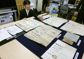 Letters by medieval warlords Nobunaga, Hideyoshi found