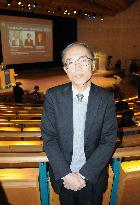 Fixer helps Nobel laureate in blue LED invention