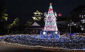 Illumination event starts at Kochi Castle