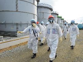 NRA chief inspects Fukushima Daiichi nuclear plant