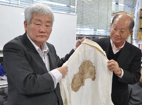 Bloodstained shirt of attacked Nagasaki mayor shown